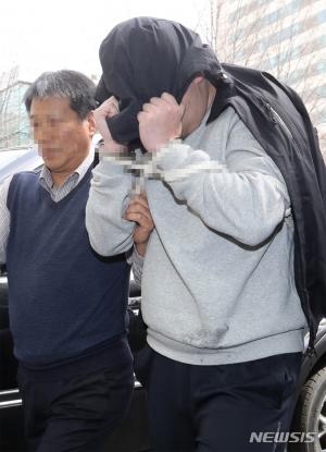 ‘청담동 주식부자’ 이희진 부모 피살 용의자 3명 중국으로 출국…‘인터폴 동원’