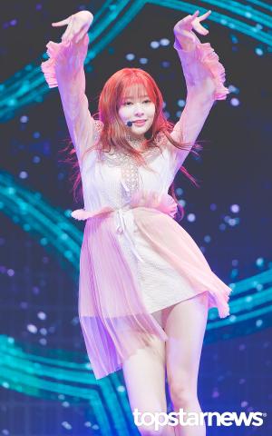 [HD포토] 아이즈원(IZ*ONE) 김민주, ‘화려한 춤사위’ (비올레타)