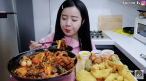 ‘랜선라이프’ 나름TV, 청년다방 차돌떡볶이 먹방 눈길…‘가격부터 배달 꿀팁까지’ 