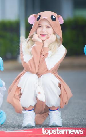 [HD포토] 에버글로우(EVERGLOW) 이유, ‘반짝이는 눈빛’ (뮤직뱅크)