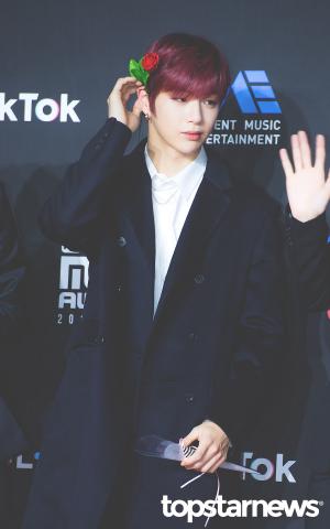 워너원(Wanna One) 출신 강다니엘, ‘같이 벚꽃놀이 가고 싶은 ★’ 1위