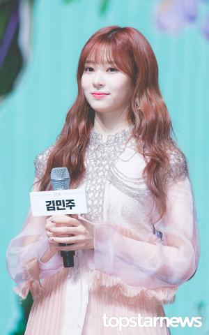 [HD포토] 아이즈원(IZ*ONE) 김민주, ‘아련한 미소’ (비올레타)