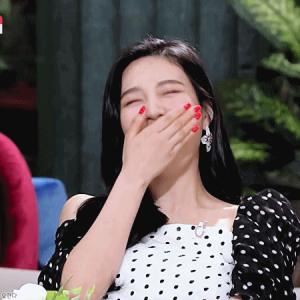 ‘겟잇뷰티 2019’ 레드벨벳(Red Velvet) 조이, 호탕하게 웃으며…‘빛이나’