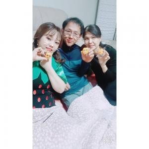 홍현희, 남편 제이쓴 부모님과 나이 잊은 케미 뿜뿜…‘운동-다이어트는 다음 생에’