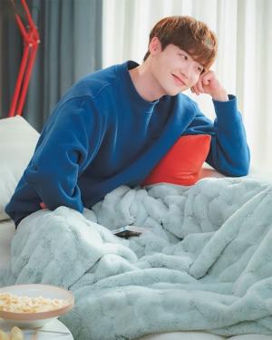 이종석, ‘로맨스는 별책부록’ 종영 소감으로 팬 사랑 뽐내…‘이나영과의 꿀 케미 다시 볼 수 있을까’