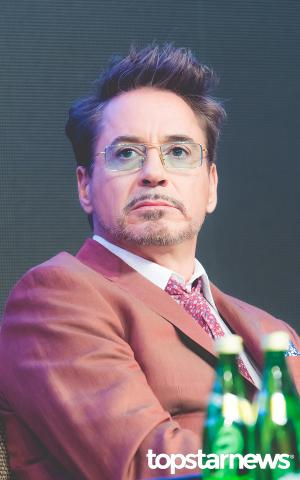 [HD포토] 로버트 다우니 주니어(Robert Downey Jr.), ‘내가 아이언맨입니다’ (어벤져스: 엔드게임 아시아 프레스 컨퍼런스)