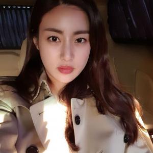 강소라, 표정에서 묻어나는 굳은 의지…“일하러 가자”