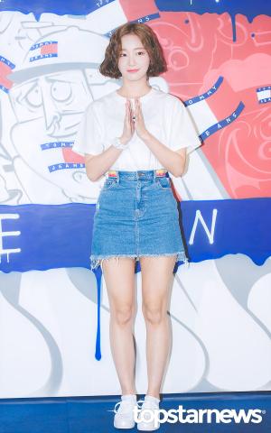 [HD포토] 모모랜드(MOMOLAND) 연우, ‘이제 다 나았어요~’