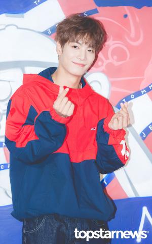 [HD포토] 뉴이스트(NU&apos;EST) JR, ‘꿀 떨어지는 눈빛’