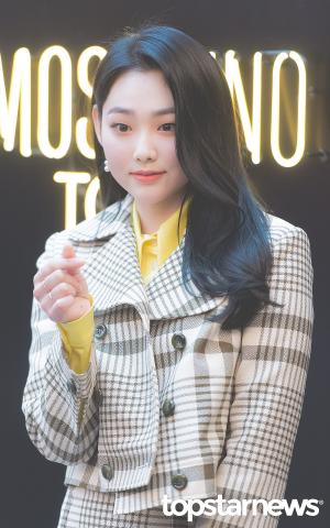 [HD포토] 구구단(gugudan) 강미나, ‘이렇게 하트?’