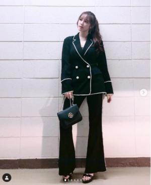 전효성, 시크함 자아내는 스타일리시한 패션…‘걸크러시’