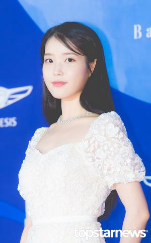 [HD포토] 아이유(IU/이지은), ‘유애나 바라보는 눈빛’ (백상예술대상)