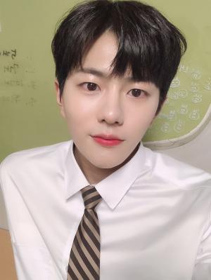 ‘에이틴 시즌2’ 골든차일드(Golden Child) 보민, 일상에도 빛나는 미모…‘현실 류주하’