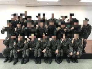 ‘군 입대’ 엑소(EXO) 시우민, 훈련소 근황 살펴보니…“삭발도 이기는 미모”