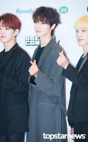 [HD포토] 세븐틴(SVT) 디에잇, ‘하트 뿅’ (2019드림콘서트)