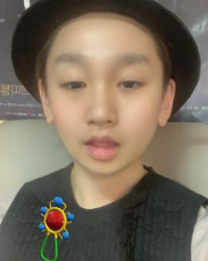 김호영, 애기얼굴 어플로 찍은 사진 보니 ‘실제 있을법한 모습’…“베이비 호이”