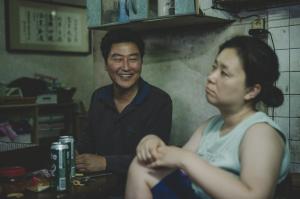 [이슈종합] 영화 ‘기생충’, 봉준호-송강호의 네 번째 만남…칸 국제영화제 황금종려상 주인공 될까