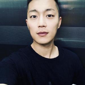 하이라이트 윤두준, 군 복무 중 전한 근황…“잘 지내시죠?”