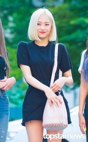 [HD포토] 씨엘씨(CLC) 장예은, ‘러블리한 미소’ (뮤직뱅크)