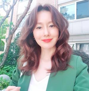 ‘태양의 여자’ 김지수, 만취 인터뷰 후 근황 공개…“대본 읽고 그림 그리고”