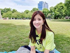 ‘취존생활’ 배우 이시영, 남편 조승현이 반한 미모 “우리도 공원에서”