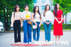 [UHD포토] 레드벨벳(Red Velvet), ‘눈부신 미모로 컴백 출근 완료!’ (뮤직뱅크)