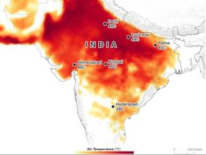 인도 델리 48도-추루 50.6도, 100명 이상 사망…기후변화 직격타