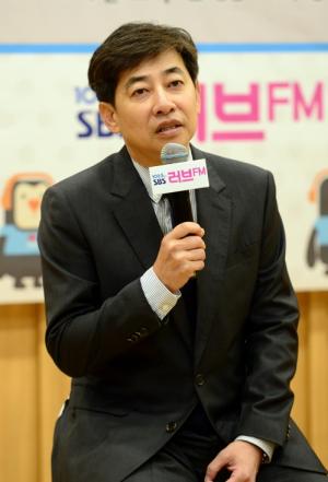 ‘앵커 출신’ 김성준 SBS 논설위원, 몰카 혐의로 입건돼 충격…SBS “사표 수리”