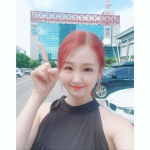 ‘카페 사장’ 오정연, 친정 KBS 방문 인증샷…“‘박명수의 라디오쇼’ 함께해요”