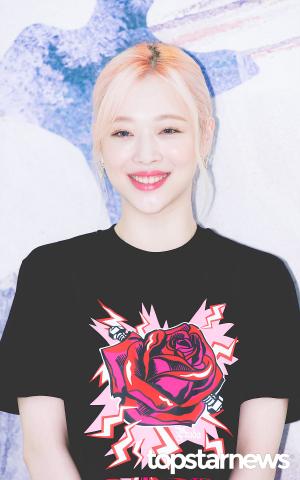 [HD포토] 설리(SULLI), ‘존예로운 미소’ (프라다)