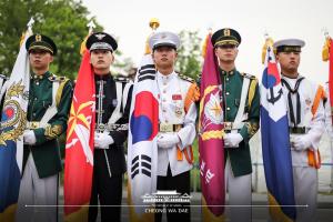 靑 조선·중앙일보에 "매국적 제목 뽑은 사람 누구인가" 문제 제기