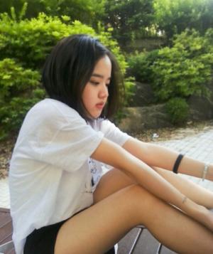 ‘열여덟의 순간’ 김향기, 5년 전 사진 공개…‘작고 귀여운 아역배우 시절’