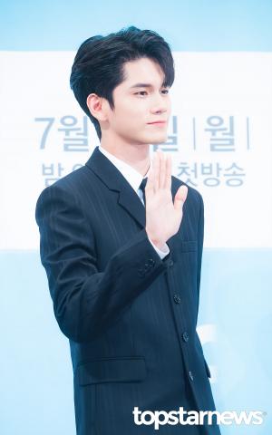 [HD포토] 옹성우, ‘완벽한 옆태’ (열여덟의순간)