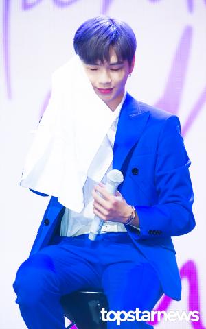 [HD포토] 강다니엘(KANG DANIEL), ‘귀여움이 한도 초과’ (뭐해)