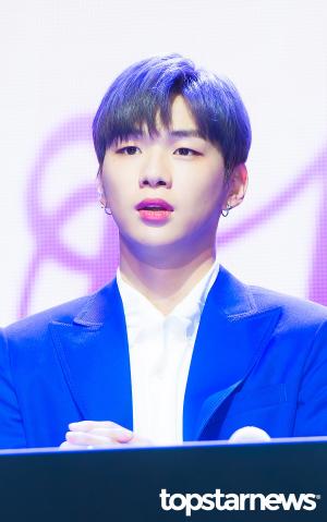 [HD포토] 강다니엘(KANG DANIEL), ‘질문 받는 강대표님’ (뭐해)