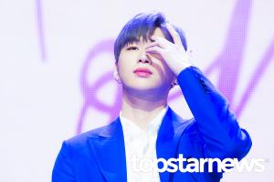 [UHD포토] 강다니엘(KANG DANIEL), ‘눈부신 강휘혈’ (뭐해)