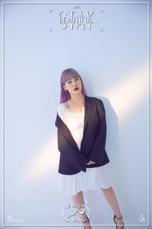 박지민, ‘Stay Beautiful’ 비주얼 콘셉트는 신비로운 무드…‘보랏빛 향기’