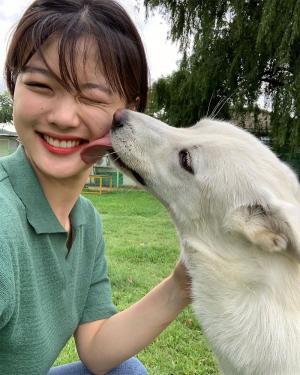 김유정, 숏컷으로 완성한 배우 비주얼…‘독보적 과즙美&apos;