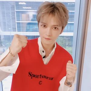 김재중, 일상이 화보인 완벽한 비주얼…‘365일이 리즈’