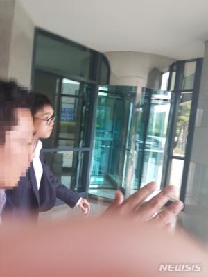 ‘CJ그룹 회장 장남 이선호‘, 변종 대마 밀반입 혐의로 구속영장 청구…“빨리 구속되길 바래”