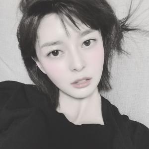 ‘나 혼자 산다’(나혼산) 권나라, 나이 잊은 동안美 물씬…헬로비너스 윤조 “실물이 더 예뻐”