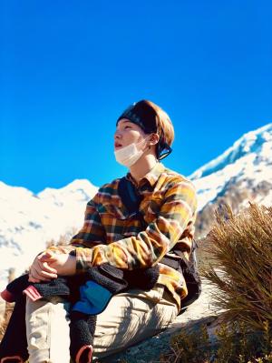 방탄탄소년단(BTS) 슈가, 뉴질랜드서 뷔가 찍어준 사진 공개…“태형이의 시선”