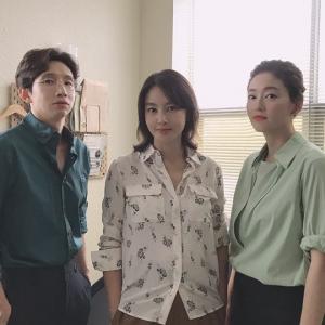 영화 ‘범죄의 여왕’ 박지영, 봉태규-박진희와 함께한 사진 눈길…나이 믿기지 않는 동안 미모