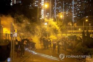 [이슈종합] 홍콩 시위 격화, 14세 소년 총상-지하철 운행 중단…진짜 시위 이유는 &apos;자유 위해&apos;