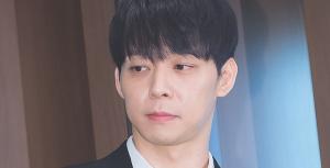 [이슈종합] 박유천 소유 고급 오피스텔, 2차 공매서 35억원에 낙찰…현재 근황은?