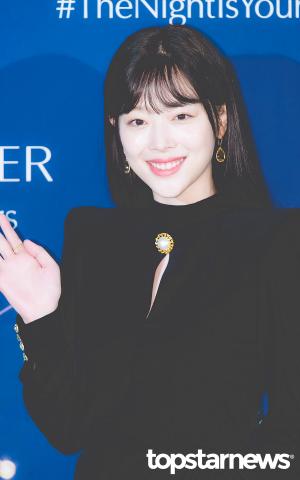 설리, ‘SNS가 오히려 독이 된 스타’ 1위…인스타 라이브부터 노브라 노출 논란까지