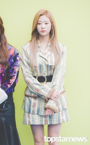 [HD포토] 아이즈원(IZ*ONE) 김민주, ‘도도한듯 청순하게’ (2020 S/S 서울패션위크)