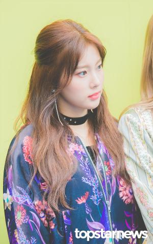 [HD포토] 아이즈원(IZ*ONE) 강혜원, ‘도톰한 핑크빛 입술’ (2020 S/S 서울패션위크)