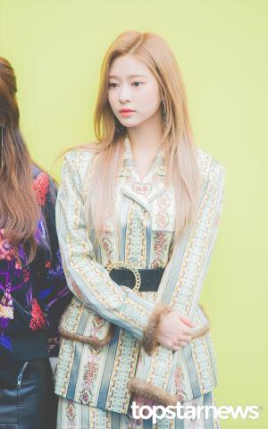 [HD포토] 아이즈원(IZ*ONE) 김민주, ‘민주는 아무것도 몰라요’ (2020 S/S 서울패션위크)