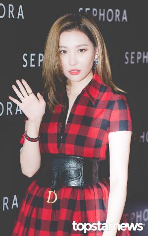 [HD포토] 선미(SUNMI), ‘예쁨 묻어있는 손인사’